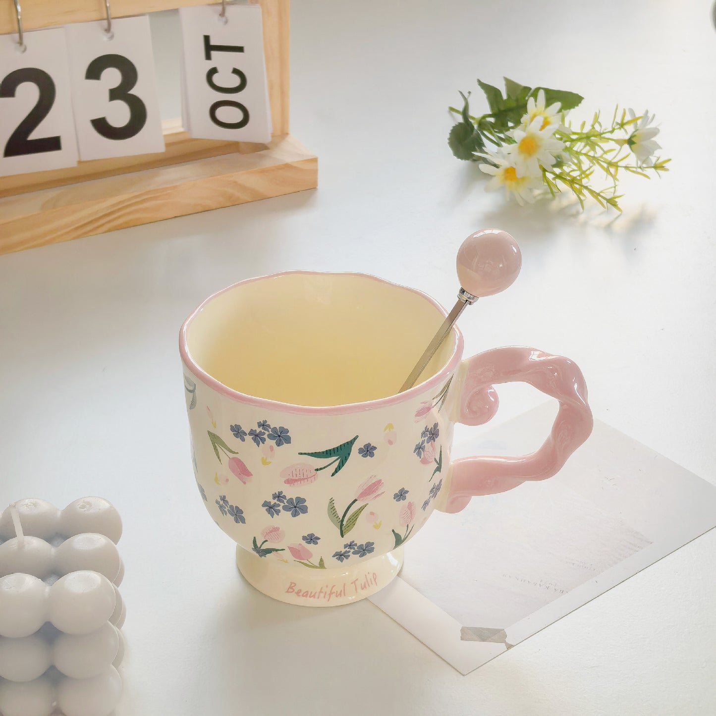 Elegant Ceramic Mug with Sculpted Handle,400ml Vintage Inspired Pedestal Design(Matcha Green)